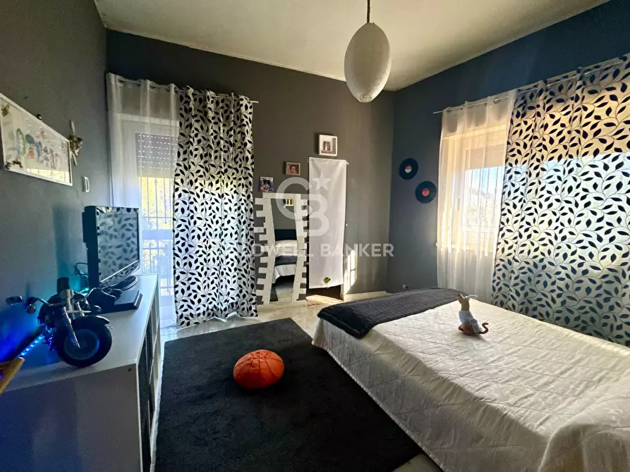 Immagine 26 di Villa in vendita  in Via Ombra a Gravina Di Catania