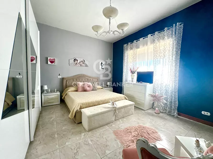 Immagine 21 di Villa in vendita  in Via Ombra a Gravina Di Catania