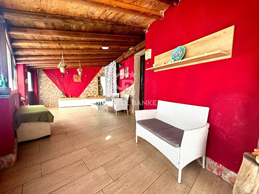 Immagine 13 di Villa in vendita  in Via Ombra a Gravina Di Catania