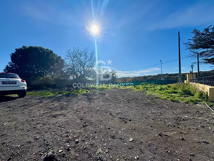 Immagine 41 di Villa in vendita  in Via Ombra a Gravina Di Catania