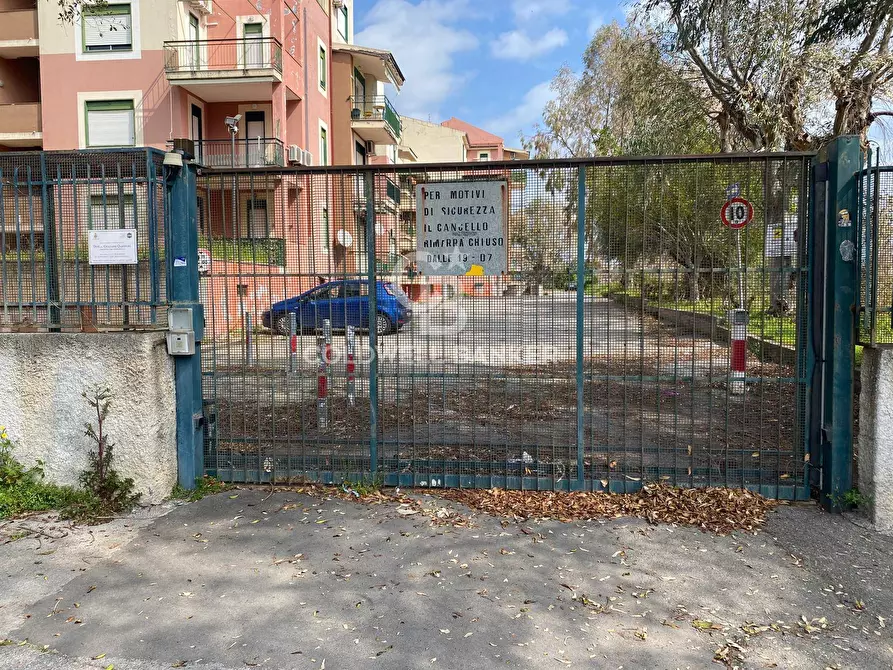 Immagine 2 di Box auto in vendita  in Via Pietrenere 55 a Giardini-Naxos