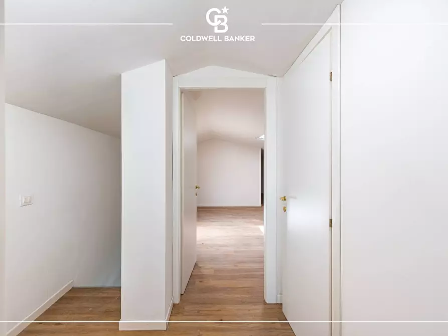 Immagine 15 di Appartamento in vendita  in Via Palaverta 69 a Marino