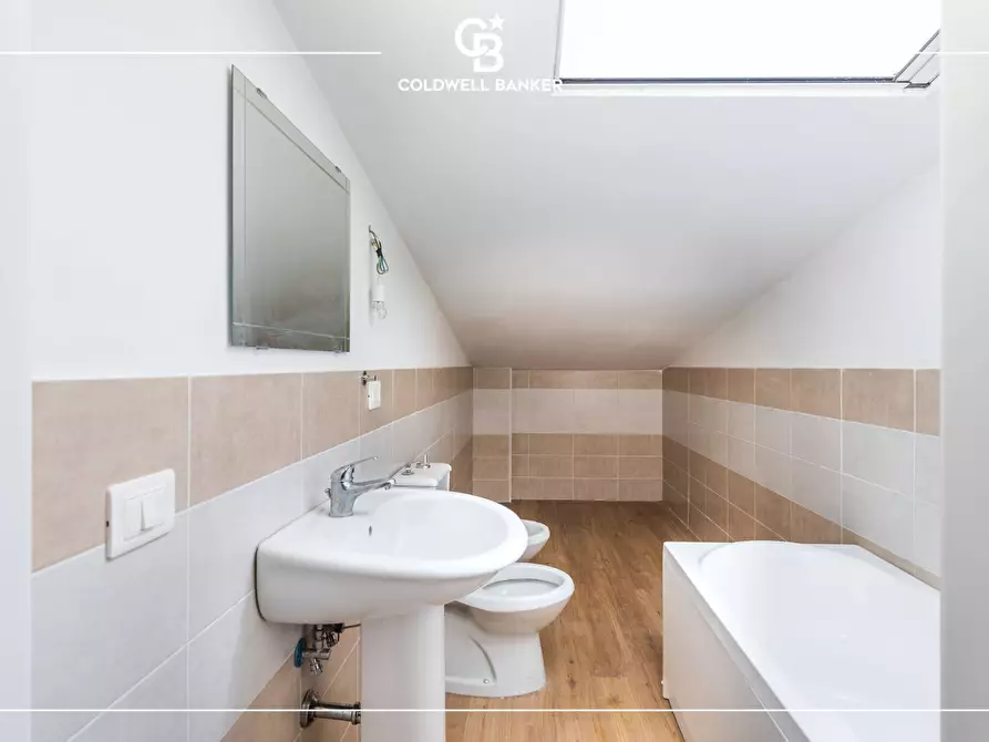 Immagine 22 di Appartamento in vendita  in Via Palaverta 69 a Marino