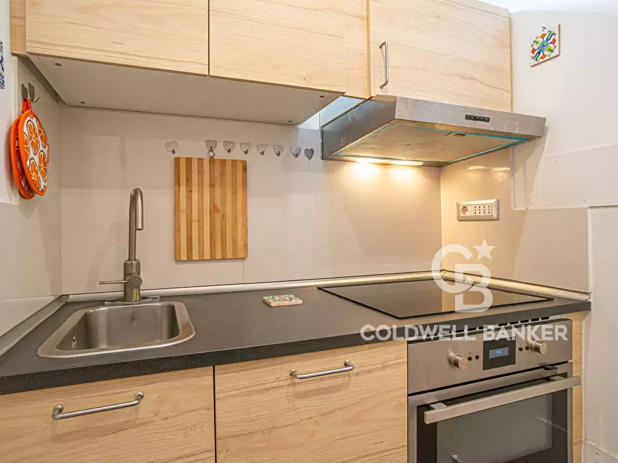 Immagine 22 di Appartamento in affitto  in Via Emilia 47 a Roma