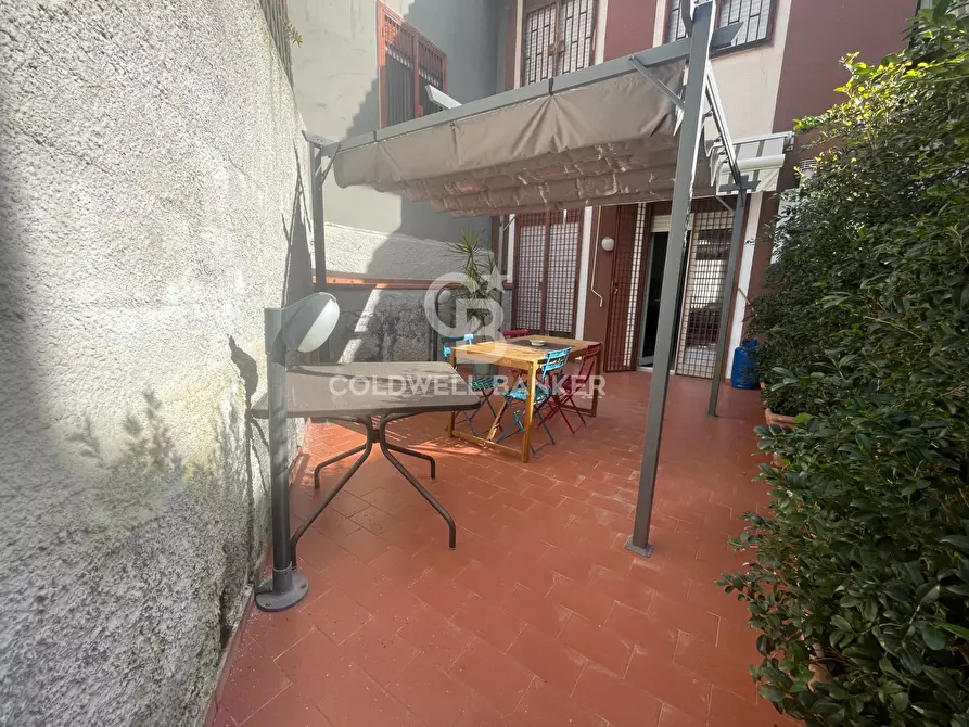 Immagine 14 di Appartamento in vendita  in Via Litteri 51 a Aci Castello