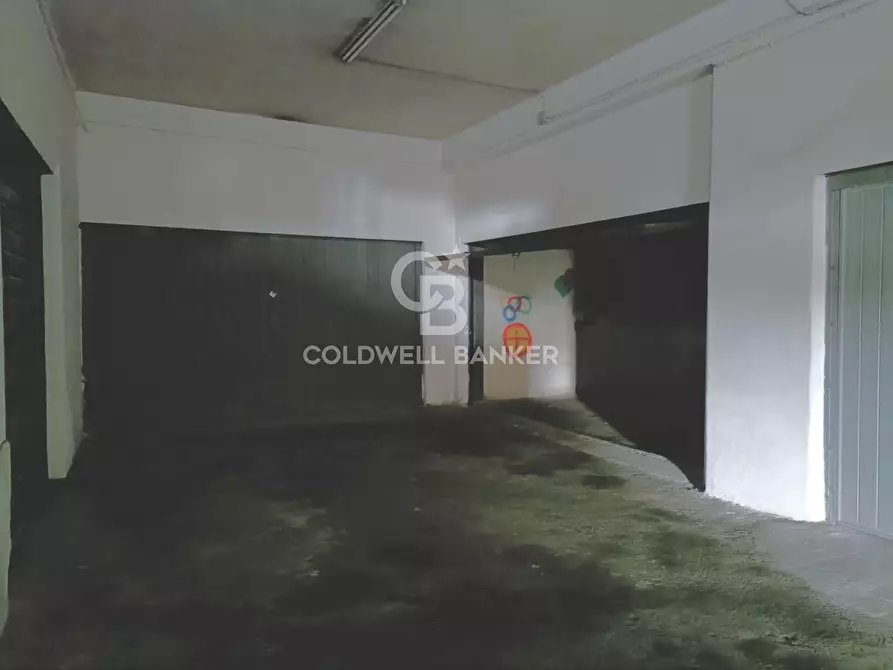 Immagine 1 di Box auto in vendita  in Viale Odorico Da Pordenone 7 a Catania
