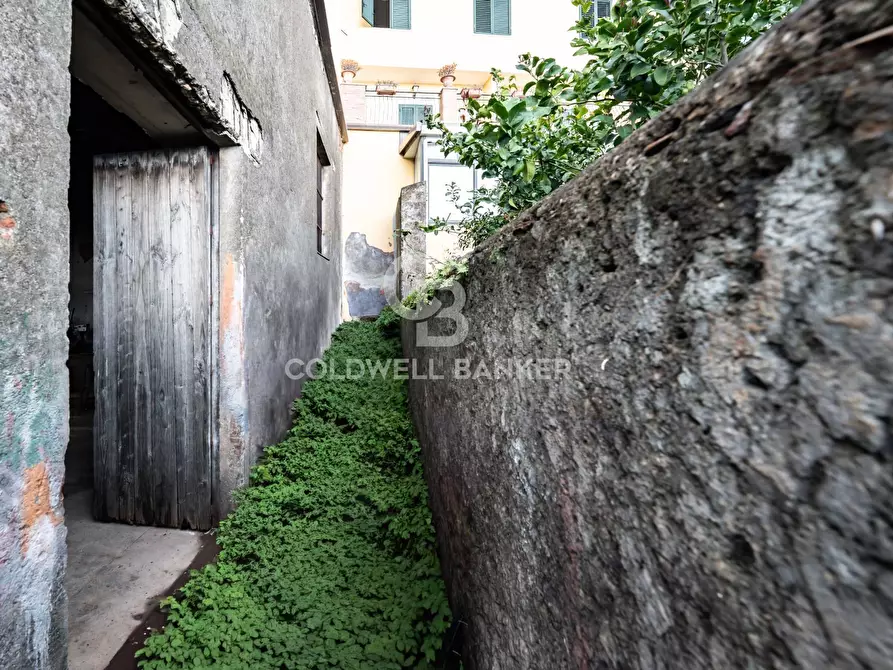 Immagine 4 di Magazzino in vendita  in Via Gangi 55 a Acireale