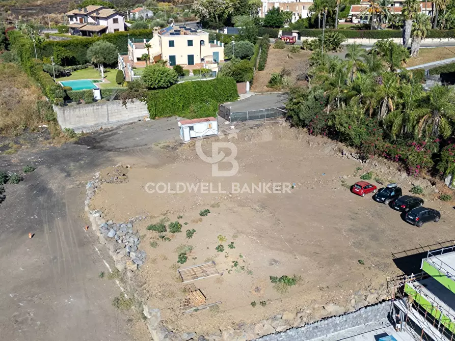 Immagine 17 di Villa in vendita  in via Luigi Pirandello sn a Gravina Di Catania