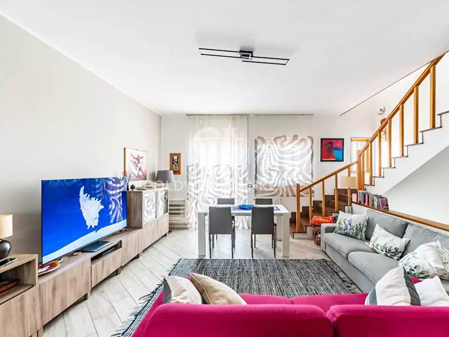 Immagine 7 di Villetta a schiera in vendita  in Via Nazionale 133 a Acireale