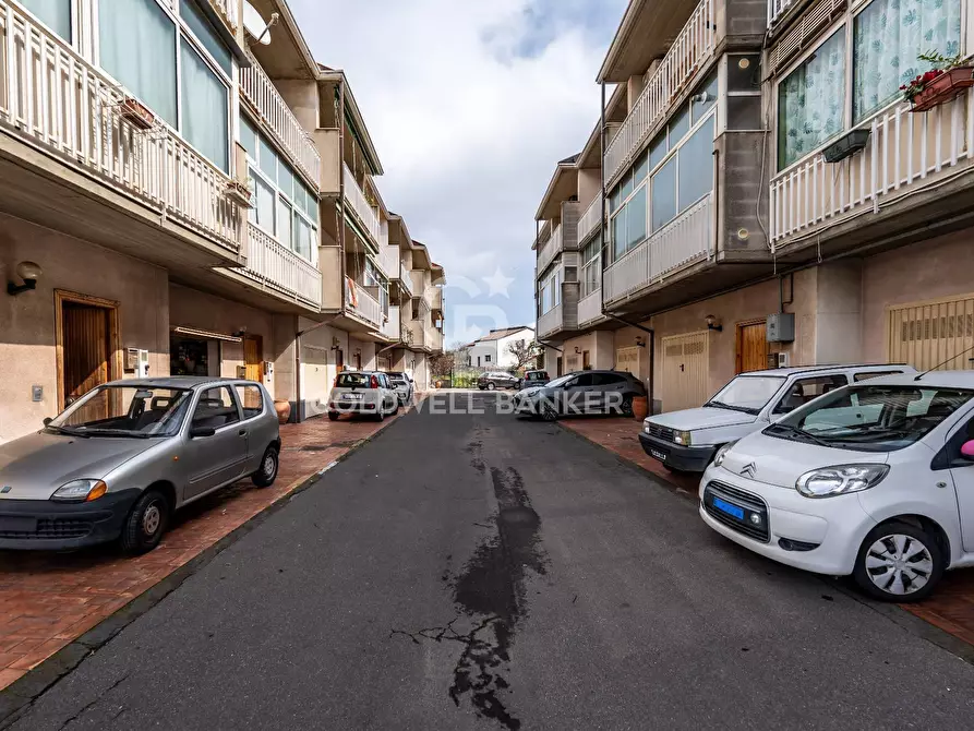 Immagine 31 di Villetta a schiera in vendita  in Via Nazionale 133 a Acireale
