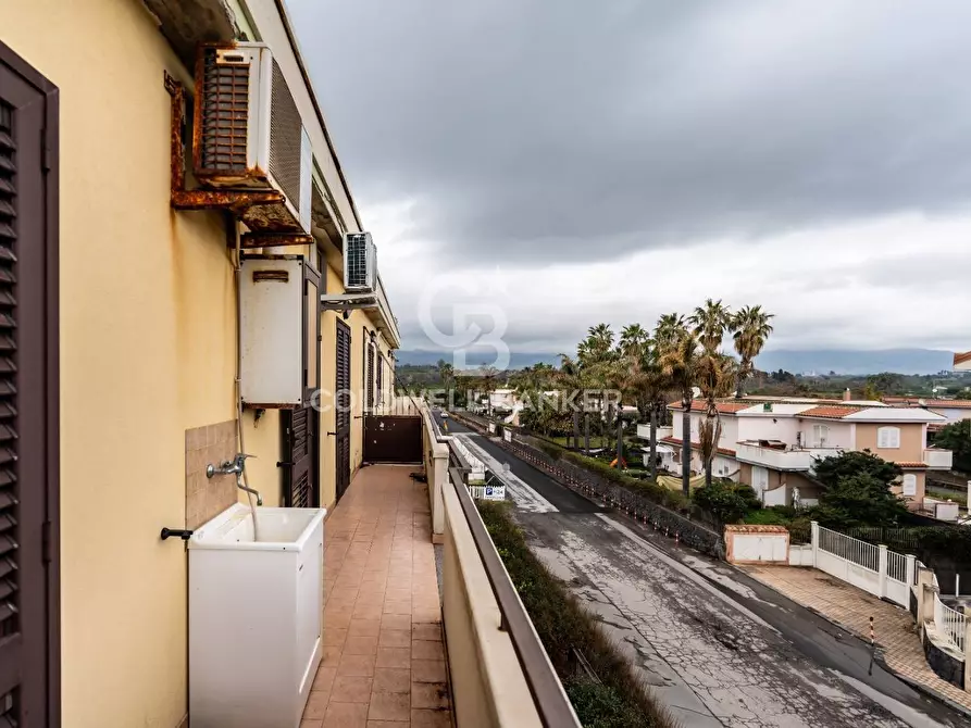 Immagine 2 di Appartamento in vendita  in Via Spiaggia a Mascali