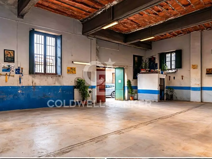 Immagine 6 di Magazzino in vendita  in Via Gangi 55 a Acireale