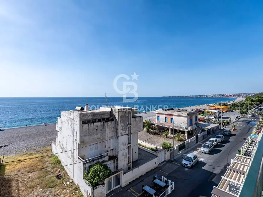 Immagine 5 di Appartamento in vendita  in via spiaggia 115 a Mascali
