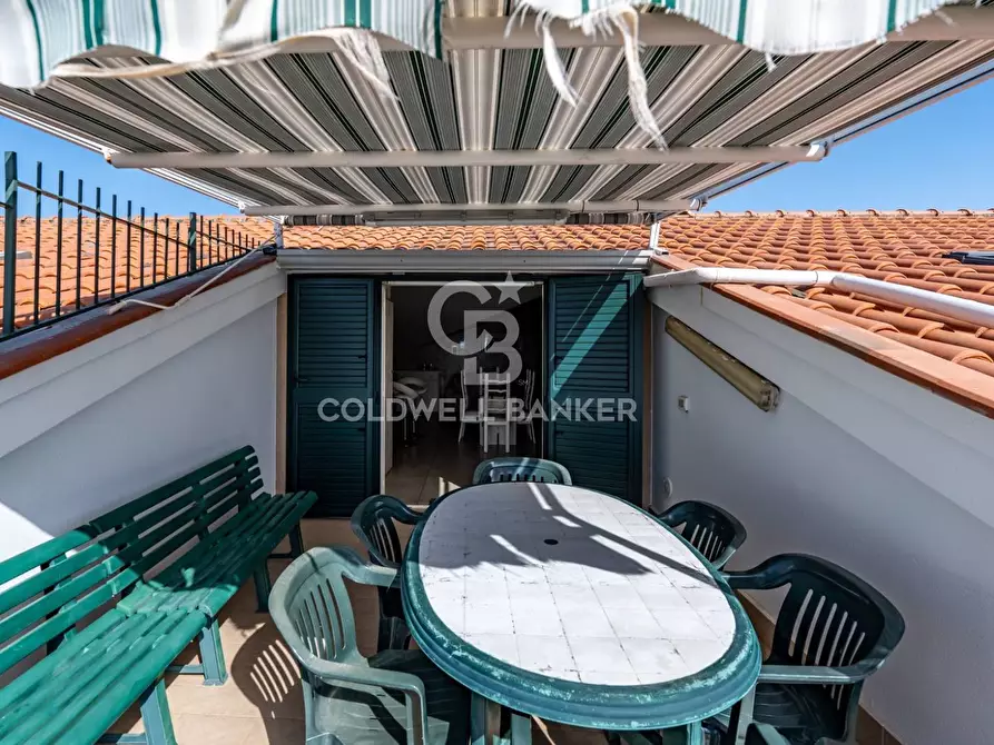 Immagine 4 di Appartamento in vendita  in via spiaggia 115 a Mascali