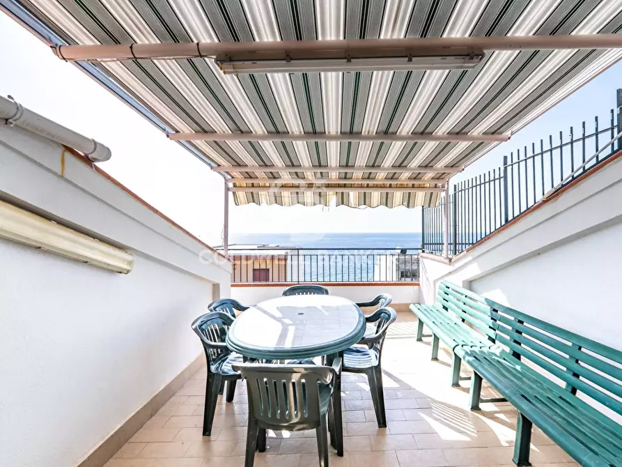 Immagine 2 di Appartamento in vendita  in via spiaggia 115 a Mascali