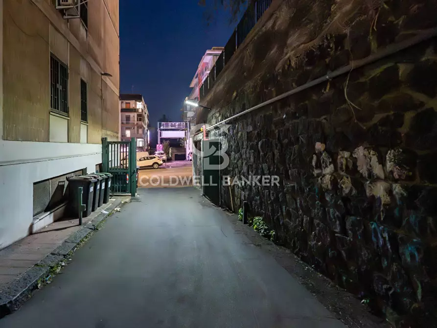 Immagine 21 di Appartamento in vendita  in PIAZZA RISORGIMENTO 1 a Catania