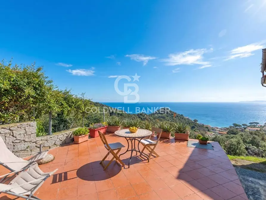 Immagine 4 di Villa in vendita  in Via Sant'Assunta a Marciana