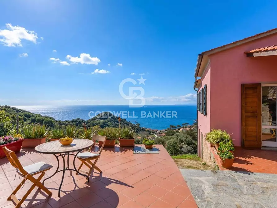 Immagine 2 di Villa in vendita  in Via Sant'Assunta a Marciana