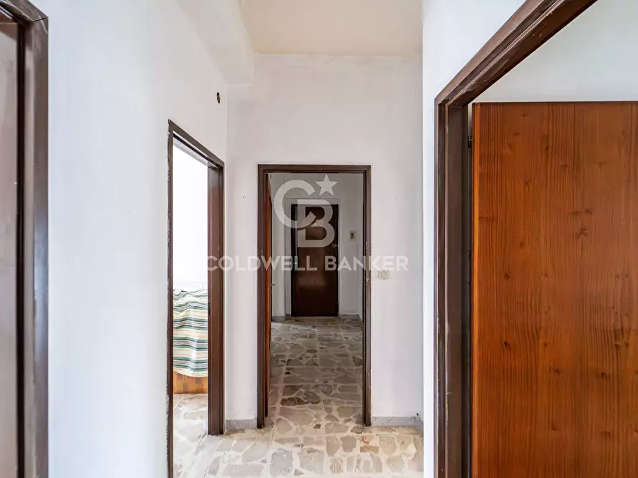 Immagine 3 di Appartamento in vendita  in Via IV Novembre 104 a Aci Catena