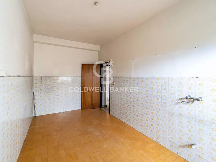 Immagine 11 di Appartamento in vendita  in Via IV Novembre 104 a Aci Catena