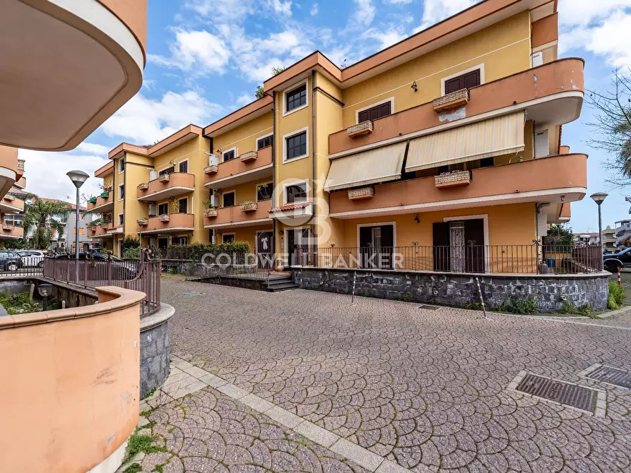 Immagine 2 di Attico in vendita  in Via Giovanni Verga 23 Via Ugo La Malfa 10-8 a Mascali