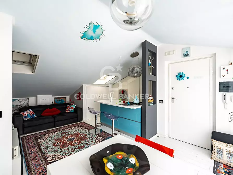 Immagine 6 di Attico in vendita  in Via Giovanni Verga 23 Via Ugo La Malfa 10-8 a Mascali