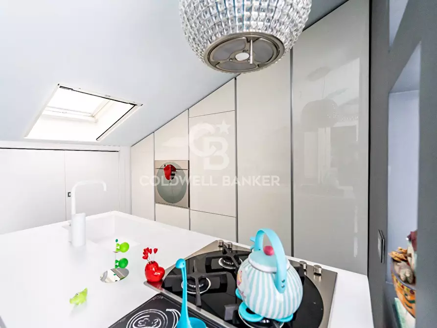 Immagine 12 di Attico in vendita  in Via Giovanni Verga 23 Via Ugo La Malfa 10-8 a Mascali