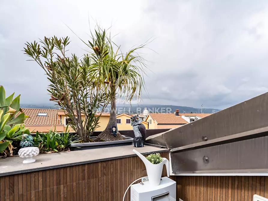 Immagine 22 di Attico in vendita  in Via Giovanni Verga 23 Via Ugo La Malfa 10-8 a Mascali