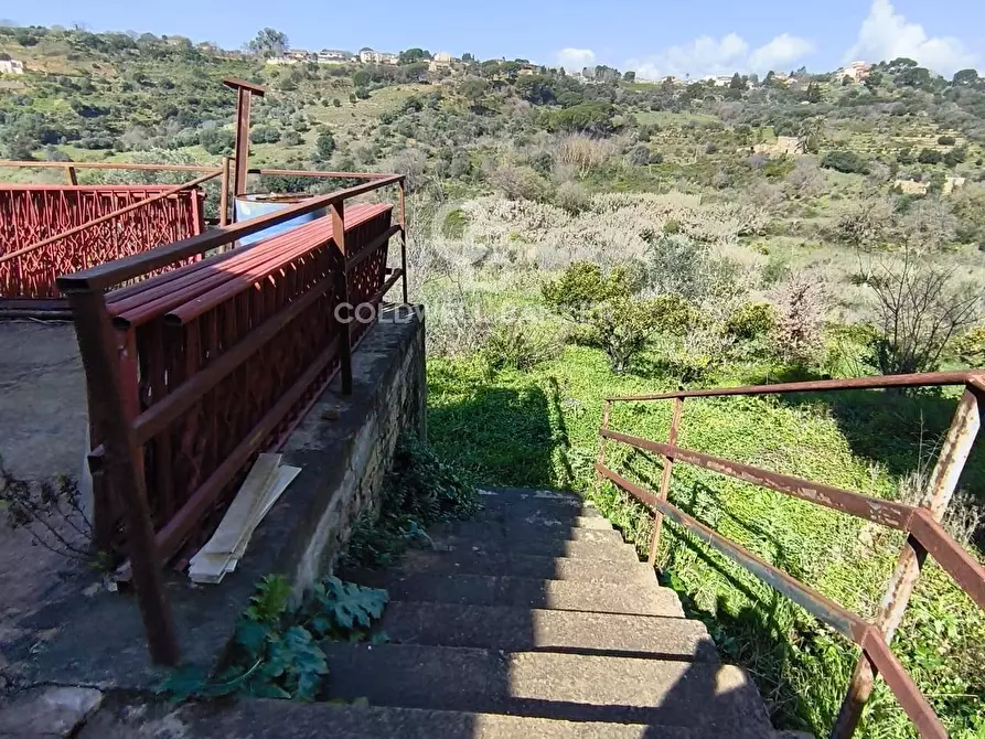 Immagine 13 di Villa in vendita  in Via croce del vicario a Caltagirone