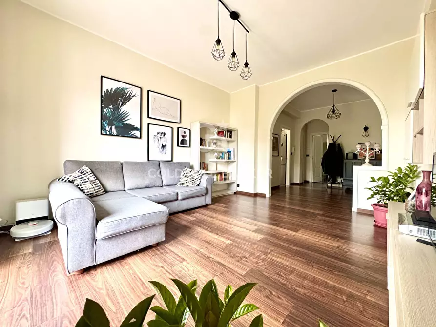 Immagine 1 di Appartamento in vendita  in Via Riposto 18 a Gravina Di Catania