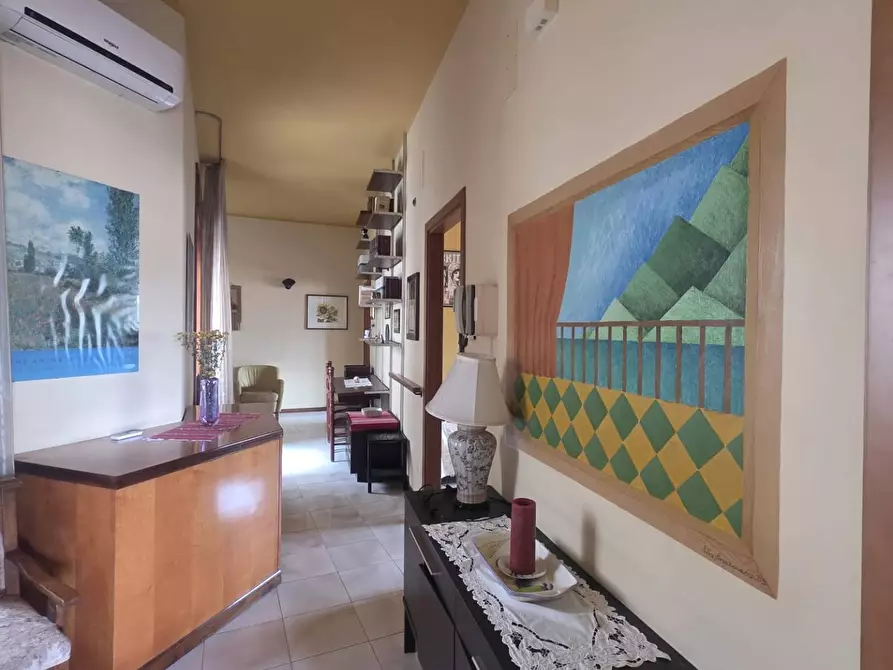 Immagine 3 di Appartamento in affitto  in Via Roma 16 a Salerno