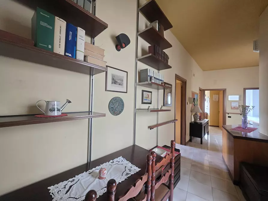 Immagine 4 di Appartamento in affitto  in Via Roma 16 a Salerno