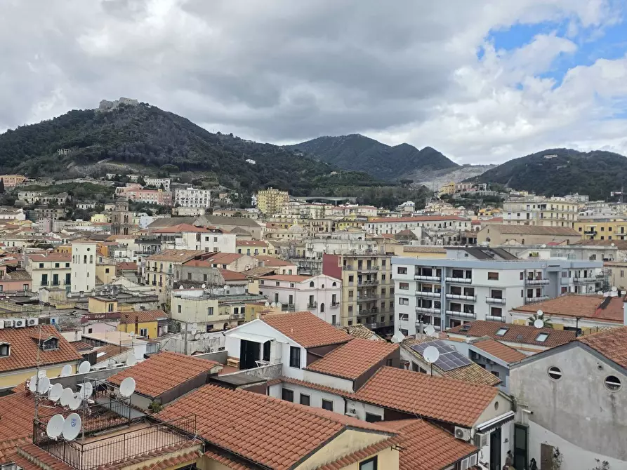 Immagine 17 di Appartamento in affitto  in Via Roma 16 a Salerno