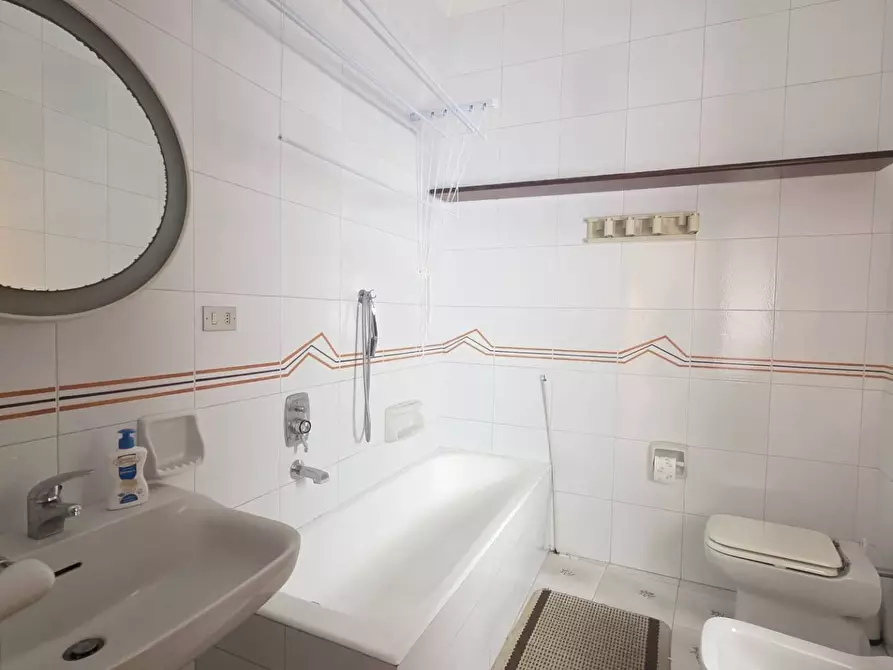 Immagine 13 di Appartamento in affitto  in Via Roma 16 a Salerno