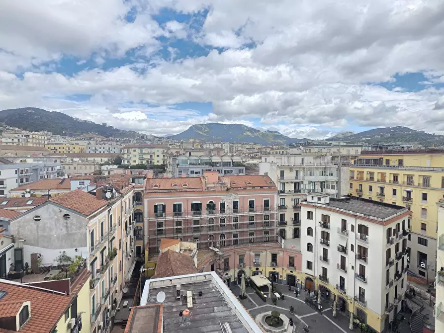 Immagine 2 di Appartamento in affitto  in Via Roma 16 a Salerno