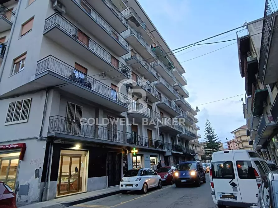 Immagine 2 di Appartamento in vendita  in Via Ludovico Ariosto 5 a Acireale
