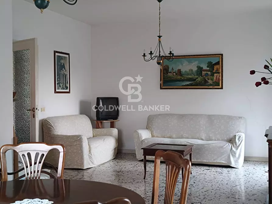 Immagine 5 di Appartamento in vendita  in Via Ludovico Ariosto 5 a Acireale