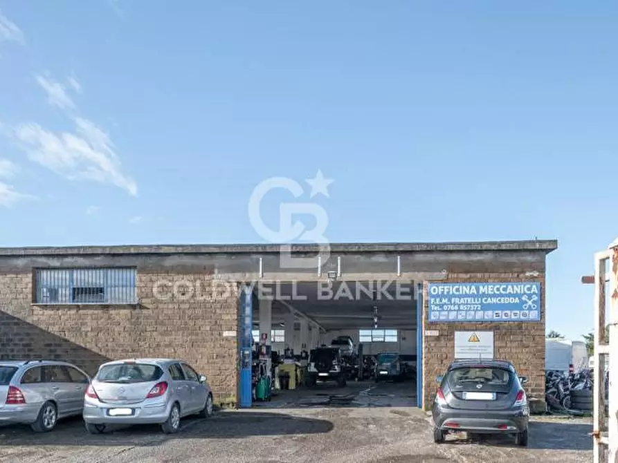 Immagine 2 di Capannone industriale in vendita  in Via Raffaello Sanzio 4 a Tarquinia