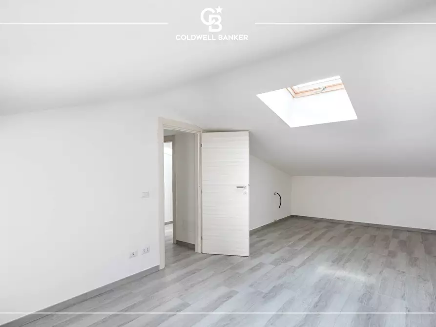 Immagine 14 di Appartamento in vendita  in Via Palaverta 69 a Marino