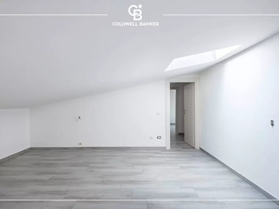 Immagine 17 di Appartamento in vendita  in Via Palaverta 69 a Marino