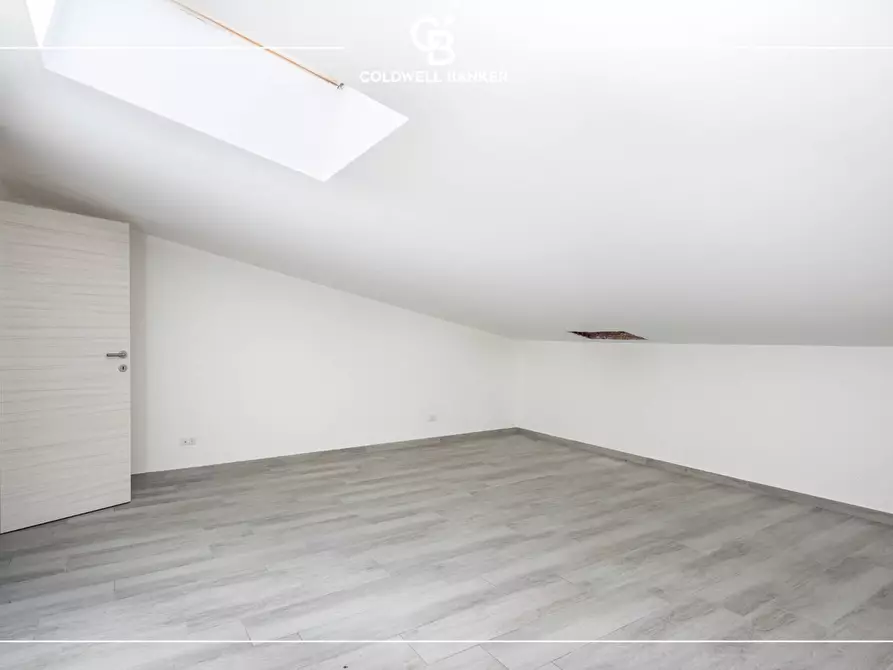 Immagine 18 di Appartamento in vendita  in Via Palaverta 69 a Marino