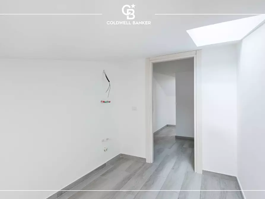 Immagine 21 di Appartamento in vendita  in Via Palaverta 69 a Marino