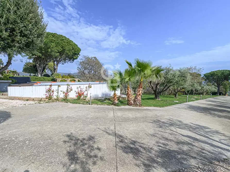 Immagine 4 di Villa in vendita  in Via Pontenuovo 40 a Santa Marinella