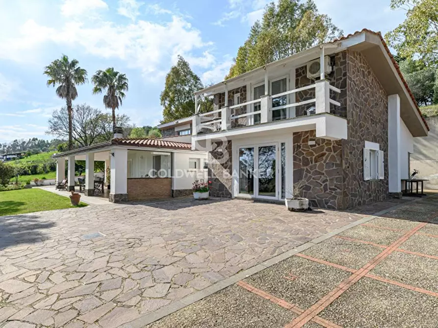 Immagine 10 di Villa in vendita  in Via Pontenuovo 40 a Santa Marinella