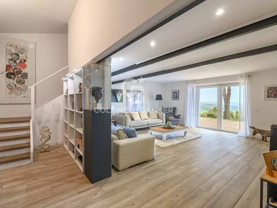 Immagine 1 di Villa in vendita  in Via Pontenuovo 40 a Santa Marinella