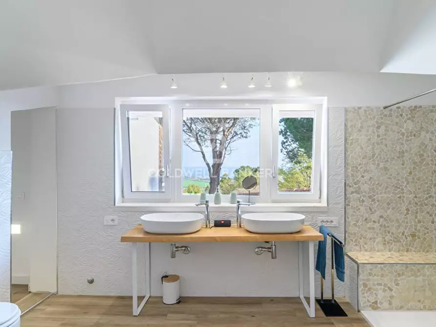 Immagine 59 di Villa in vendita  in Via Pontenuovo 40 a Santa Marinella