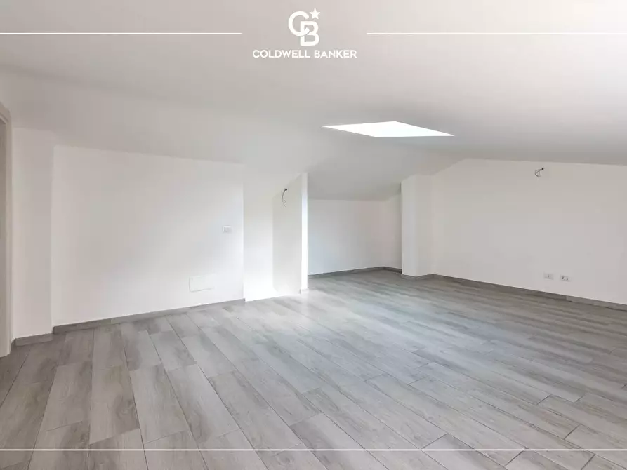 Immagine 11 di Appartamento in vendita  in Via Palaverta 69 a Marino