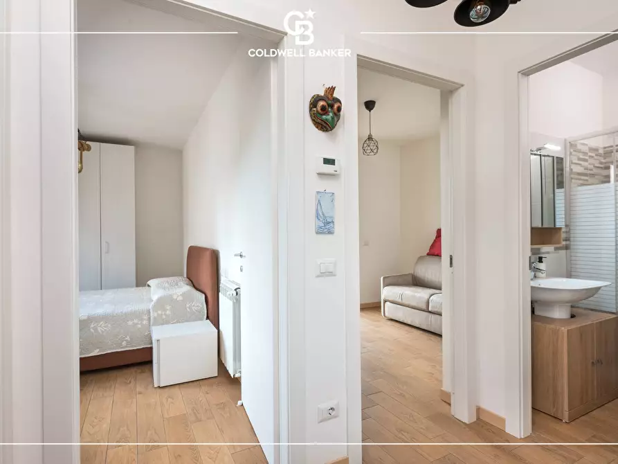 Immagine 8 di Appartamento in vendita  in Via di Colle Oliva 7 a Ciampino