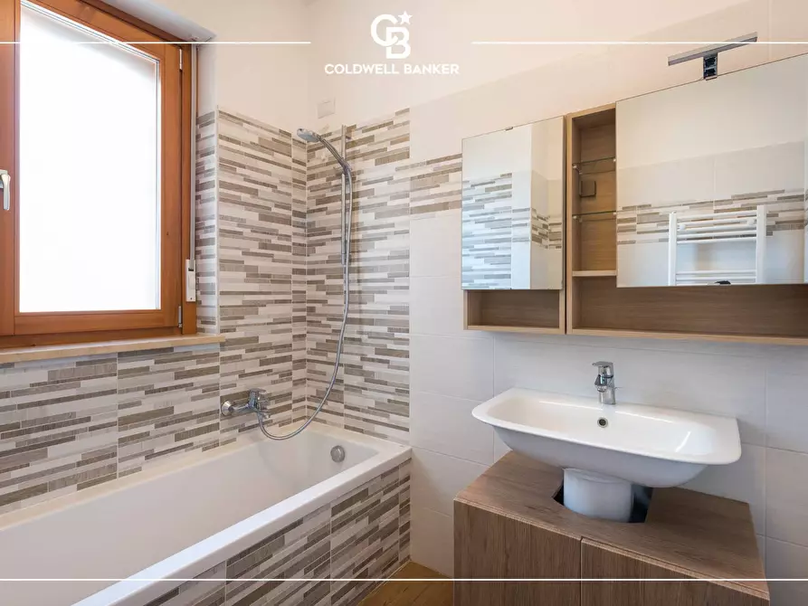 Immagine 17 di Appartamento in vendita  in Via di Colle Oliva 7 a Ciampino