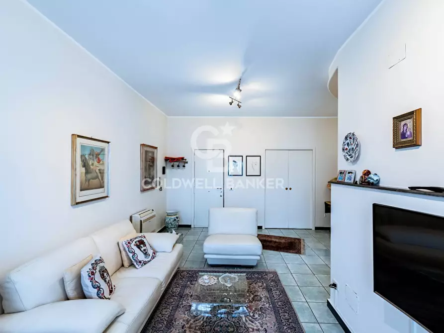 Immagine 4 di Appartamento in vendita  in Via Litteri 51 a Aci Castello